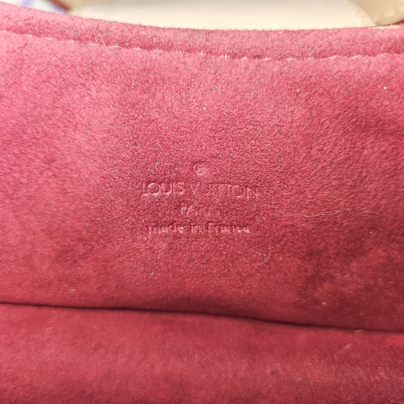 Louis Vuitton Ursula Shoulder Bag - Picture 7 of 14